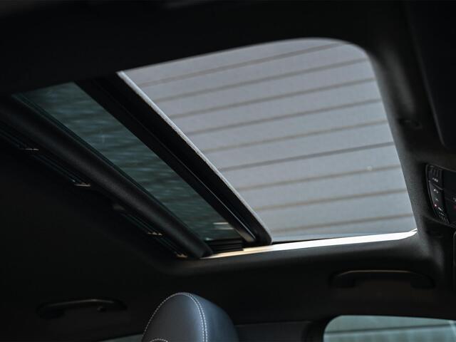 Mercedes-Benz Glc Coupé AMG 43 4MATIC Premium Plus | Panoramadak | Burmester | Camera | Stoelverwarming | Carbon Inleg | Luchtvering | Ambiance Interieur | Elektr. Verst. Stoelen |