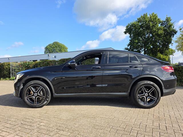 Mercedes-Benz Glc Coupé 300e 4MATIC Business Solution AMG, Full Options!