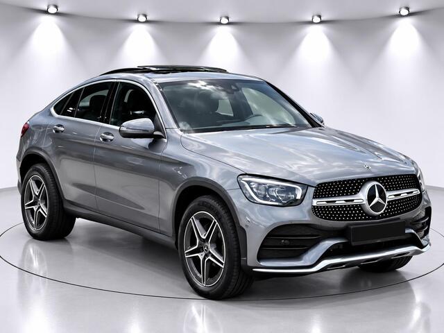 Mercedes-Benz Glc Coupé 300e 4MATIC AMG 360°-CAMERA Pano Trekhaak Apple carplay Keyless entry