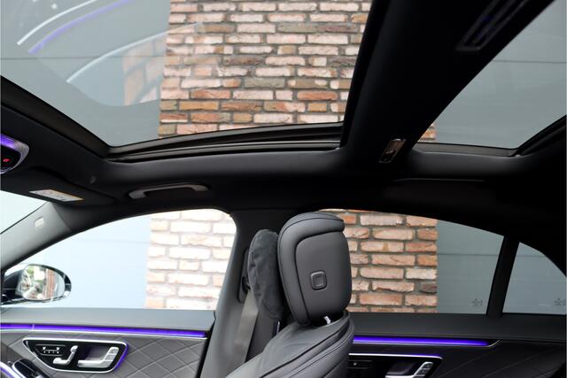 Mercedes-Benz S-KLASSE 450 4MATIC Premium AMG Line Aut9 | Luchtvering | Distronic+ | 3D-Display | Memory | HUD | Nappa Leder | Stoelventilatie | Panoramadak | Massage | Rijassistentiepakket+ | Digital Light |