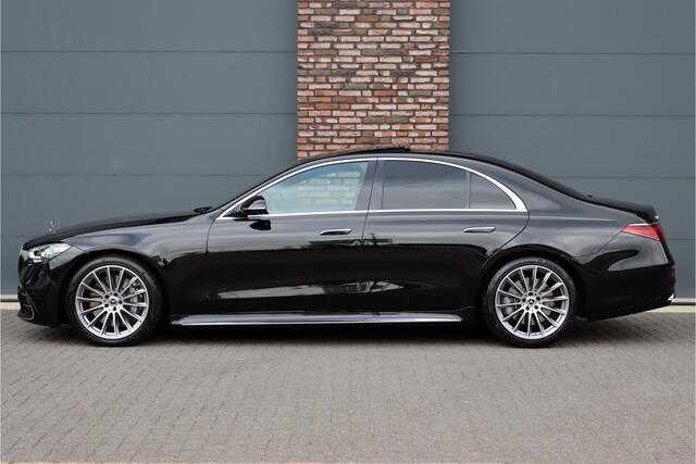 Mercedes-Benz S-KLASSE 450 4MATIC Premium AMG Line Aut9 | Luchtvering | Distronic+ | 3D-Display | Memory | HUD | Nappa Leder | Stoelventilatie | Panoramadak | Massage | Rijassistentiepakket+ | Digital Light |