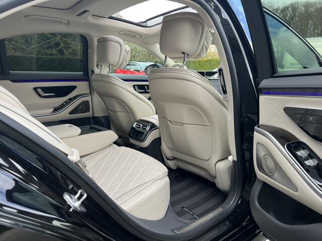Mercedes-Benz S-KLASSE 350D 4Matic Amg Line 4WB Burm Pano Hud Softcl Airmatic