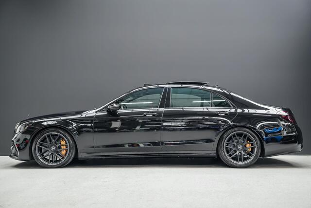 Mercedes-Benz S-KLASSE 63 AMG 612pk 4Matic+ Lang Premium Plus |Burmester High end|panoramadak|luchtvering|keramische remmen|sportuitlaat|HUD|elek. stoelen met massage|sfeerverlichting|Apple Carplay|stoelverwarming en ventilatie|