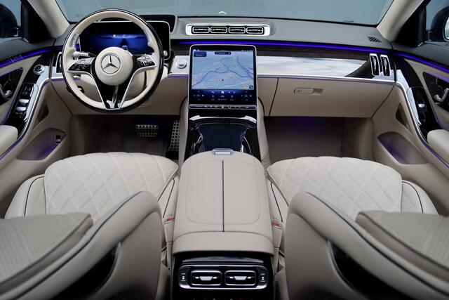 Mercedes-Benz S-KLASSE 580 e 4MATIC AMG Line Aut9 | Drive Pilot | Airmatic | Achterasbesturing | Chauffeurspakket | Entertainmentsysteem Achter | MBUX Tablet | Zonweringspakket | Burmester | HUD | Verwarmd Stuurwiel | Massage | Koelbox | 3D-Di