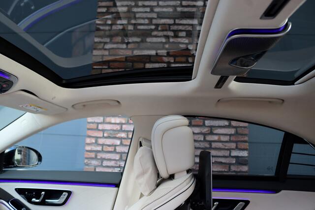 Mercedes-Benz S-KLASSE 580 e 4MATIC AMG Line Aut9 | Drive Pilot | Airmatic | Achterasbesturing | Chauffeurspakket | Entertainmentsysteem Achter | MBUX Tablet | Zonweringspakket | Burmester | HUD | Verwarmd Stuurwiel | Massage | Koelbox | 3D-Di