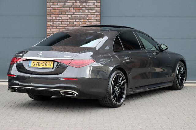 Mercedes-Benz S-KLASSE 580 e 4MATIC Lang AMG Line Aut9 | Airmatic | Chauffeurspakket | Koelbox | Massage V+A | MBUX Tablet | Burmester High End | Vlakkenverwarming | Zonweringspakket | Luchtreinigingspakket |
