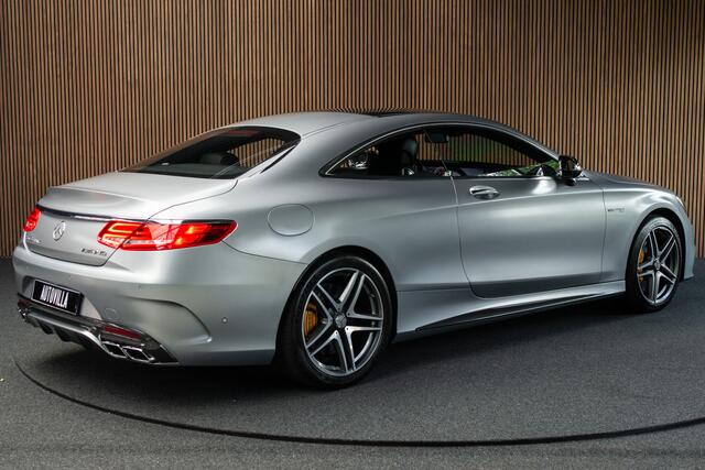 Mercedes-Benz S-KLASSE Coupé 63 AMG 4Matic Carbon Magno PTS Allanite Swarovski Pano Ceramic Ambient Voll