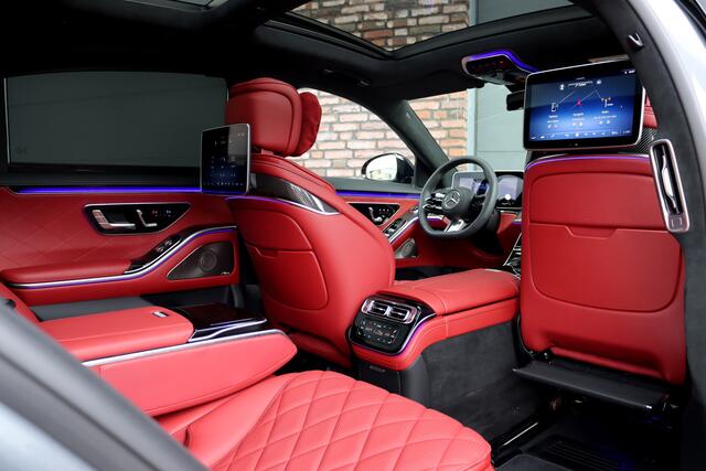 Mercedes-Benz S-KLASSE 580 e 4MATIC Lang AMG Line Aut9 | Airmatic | Carbon | Chauffeurspakket | Achterasbesturing | Augmented HUD | Distronic+ | Burmester | Exclusief Nappa Leder | 3D-Display | Vlakkenverwarming | Zonweringspakket |