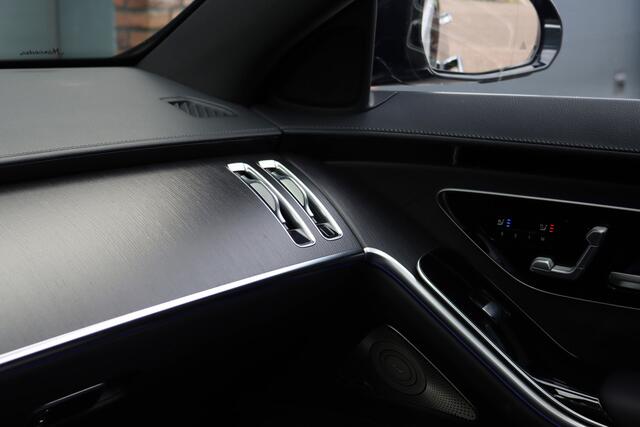 Mercedes-Benz S-KLASSE 580 e 4MATIC Lang AMG Line | Airmatic | Achterasbesturing | Distronic+ | Massage | Burmester | Zonweringspakket | Stoelverwarming/-ventilatie | 3D-Display | Digital Light |