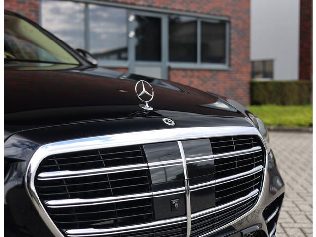 Mercedes-Benz S-KLASSE 580 4MATIC Lang | Burmester - Rear Executive