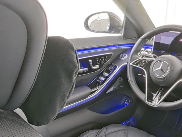 Mercedes-Benz S-KLASSE 580 e 4MATIC Maybach | Exclusiefpakket | Alarm Klasse | Actieve sfeerverlichting | Head-up display MBUX met augmented reality. Inclusief 24 maanden MB Certified garantie voor Europa.