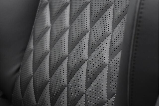 Mercedes-Benz S-KLASSE 500 4Matic Lang Achterasbesturing | Exclusiefpakket | Designo walnotenhout | Rear Executive | 360° Camera