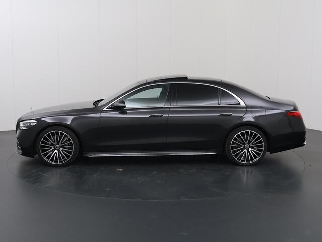 Mercedes-Benz S-KLASSE 580 e 4MATIC Lang AMG Line | Chauffeurspakket | Stoelkoeling voor en achter | Digital Light | 20" multispaaks velgen | Headup |