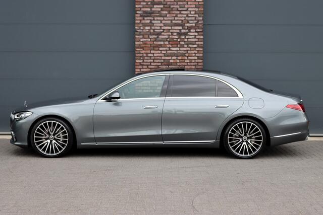 Mercedes-Benz S-KLASSE 580 e 4MATIC Lang | Luchtvering | Achterasbesturing | Distronic+ | Chauffeurspakket | Stoelventilatie | Massage | Stoelventilatie V+A | HUD | Exclusiefpakket | Zonweringpakket | Vlakkenverwarming |