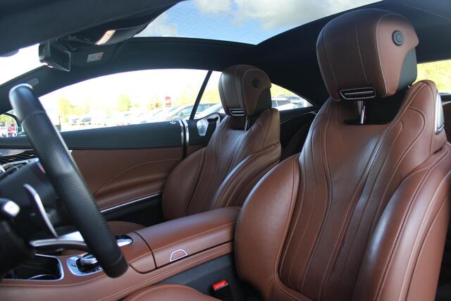 Mercedes-Benz S-KLASSE Coupé 450 4MATIC | AMG-STYLING INTERIEUR / EXTERIEUR | PANORAMADAK | BURMESTER PREMIUM AUDIO ® | ELEKTRISCH VERSTELBARE VOORSTOELEN MET GEHEUGEN | MASSAGE STOELEN | VOORSTOELEN VERWARMBAAR | VOORSTOELEN GEVENTILEERD | AIRSCARF ( HOOFDRUIMTEVERWARMING VOOR