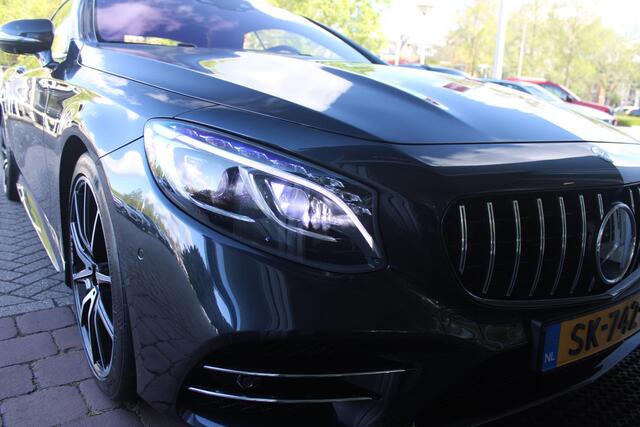 Mercedes-Benz S-KLASSE Coupé 450 4MATIC | AMG-STYLING INTERIEUR / EXTERIEUR | PANORAMADAK | BURMESTER PREMIUM AUDIO ® | ELEKTRISCH VERSTELBARE VOORSTOELEN MET GEHEUGEN | MASSAGE STOELEN | VOORSTOELEN VERWARMBAAR | VOORSTOELEN GEVENTILEERD | AIRSCARF ( HOOFDRUIMTEVERWARMING VOOR