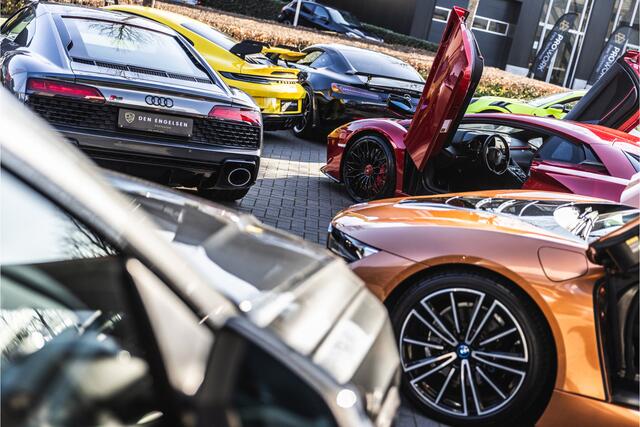Mercedes-Benz S-KLASSE 560 4Matic Lang V8 | AMG | ACC | Luchtvering | Entertainment Pakket | 360 Camera | Burmester Sound | Head Up | Lane & Side Assist | Pano | Keyless Go | Softclose | Apple Carplay | Zonneschermen | 470PK | Standkachel | Leder Exclusive | N.P ¤218.841,-