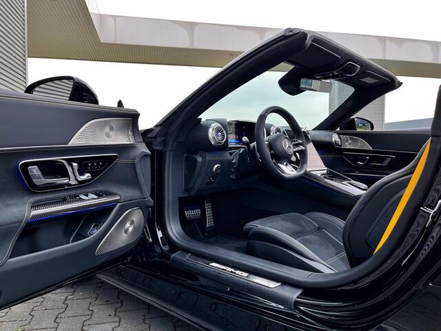 Mercedes-Benz SL-KLASSE Roadster AMG 63 4MATIC+ | AMG Carbon | AMG Nightpakket II | Burmester High-End 3D | Rijassistentiepakket | 360°Camera | Head-up display