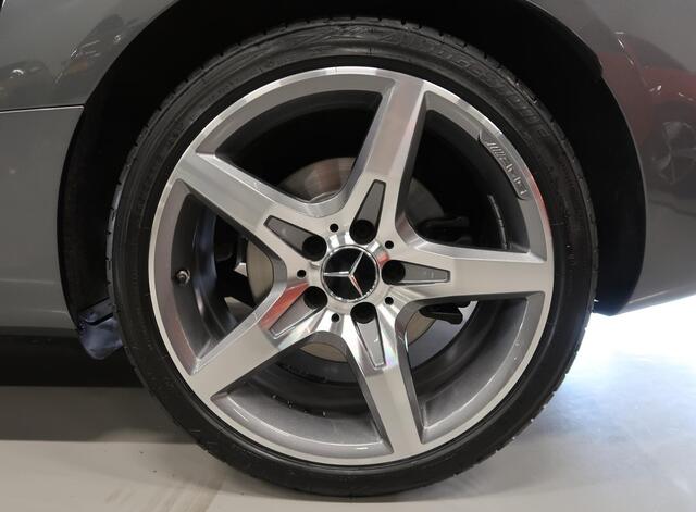 Mercedes-Benz SLC-KLASSE 200 AMG Leer Nekverwarming Panoramadak Navigatie Camera Ambiente verlichting 18 inch 1e Eigenaar Dealer onderhouden Seleniet grijs Automaat Flippers Boekjes aanwezig Zeer nette staat