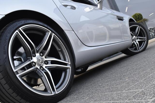 Mercedes-Benz SLC-KLASSE 180