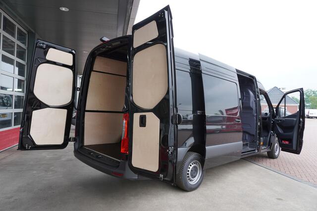 Mercedes-Benz SPRINTER 317CDI 170PK L3H2 RWD Automaat Nr. V105 | Airco | Navi | Cruise | Camera | All season