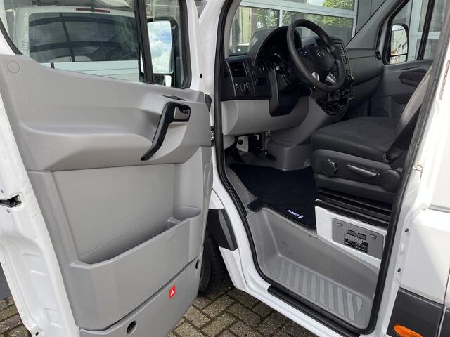 Mercedes-Benz SPRINTER 316 2.2 CDI 366 Werkplaats inrichting Servicewagen Servicemonteur Airco Trekhaak 2800kg Cruise control Draaistoel Kastinrichting 1e Eigenaar Euro 6 Bpm vrij voor particulier gebruik!