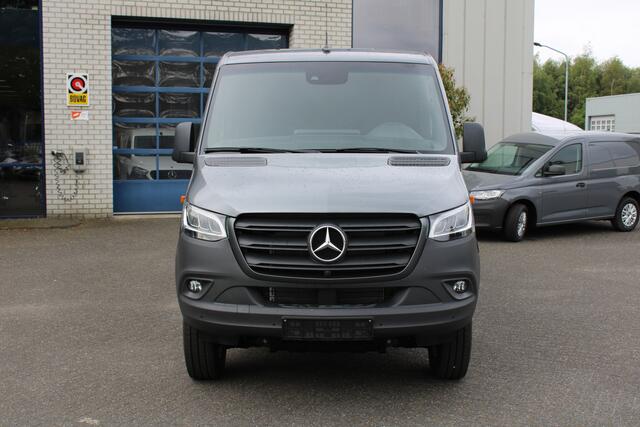 Mercedes-Benz SPRINTER 319 CDI 4x4 AWD L2H1 4x4, MBUX 10.25 met 360 graden camera, LED verlichting