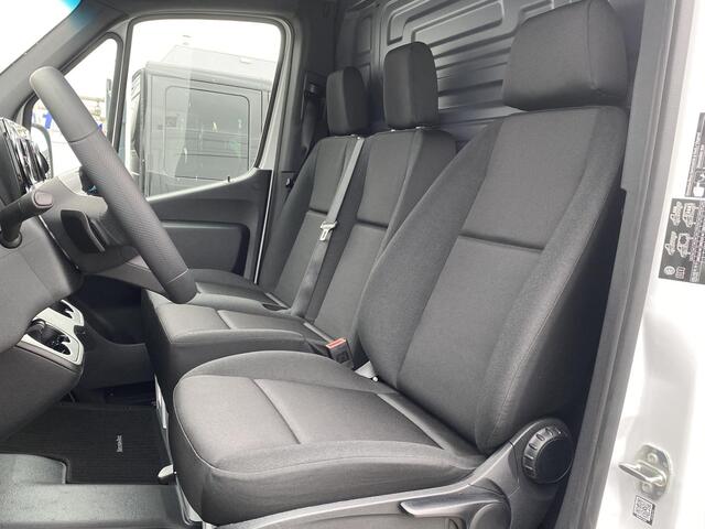 Mercedes-Benz SPRINTER 315 CDI L2H2 Pro NIEUW UIT VOORRAAD | 3500KG TREKKEN | 3-ZITS | PDC
