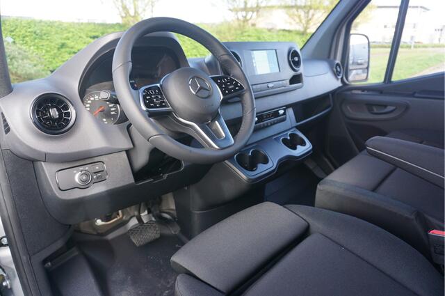Mercedes-Benz SPRINTER 319CDI L3H2 Navi, Camera, LED, Distronic 9G-Tronic!! NR. T01*