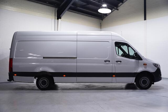 Mercedes-Benz SPRINTER 315 CDI 150 pk L3H2 Navi, 360 Camera PDC V+A, Cruise Control, Apple Carplay, Opstap achter, 3-Zits