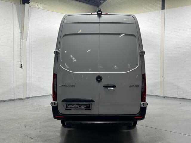 Mercedes-Benz SPRINTER 317 CDI 170 pk L3H2 Automaat MBux, Apple Carplay Airco, Cruise Control, PDC V+A, Opstap achter, Laadruimte Pakket, 3-Zits
