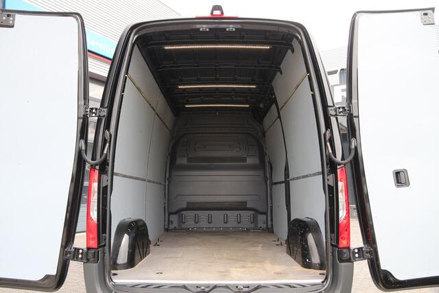 Mercedes-Benz SPRINTER 214 CDI | Aut. | L2H2 | Standkachel | Camera | Clima..