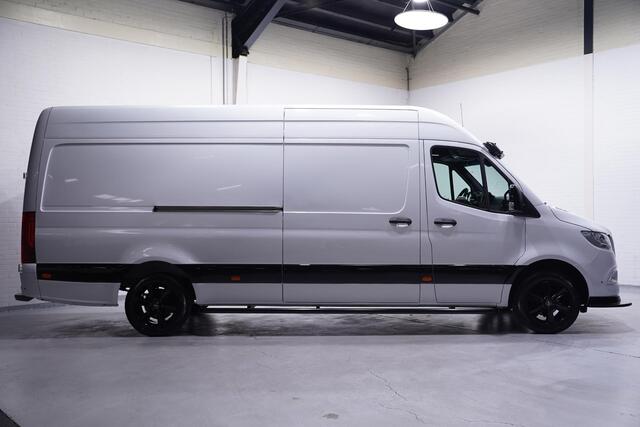 Mercedes-Benz SPRINTER 315 CDI 150 pk L3H2 Black&White Edition Navi, 360 Camera, AMG Grille, 18" LMV, Sidebars, Zonneklep, 3-Zits