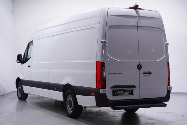 Mercedes-Benz SPRINTER 315 CDI 150 pk L3H2 Airco, Camera, DAB+ Cruise Control, Laadruimte Pakket, Opstap achter, 3-Zits