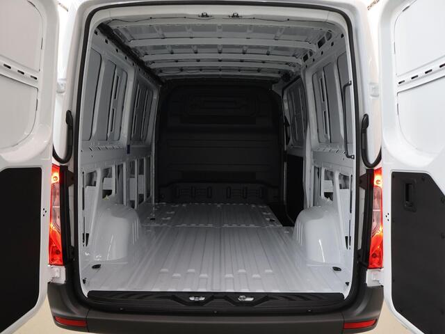Mercedes-Benz SPRINTER 315 L2H1 RWD PRO