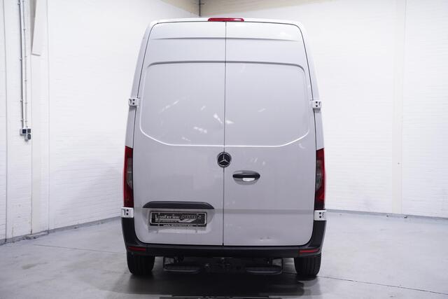 Mercedes-Benz SPRINTER 314 CDI 143 pk L2H2 Dubbel Cabine 5p Airco, Trekhaak met opstap, Cruise Control, Luchtvering