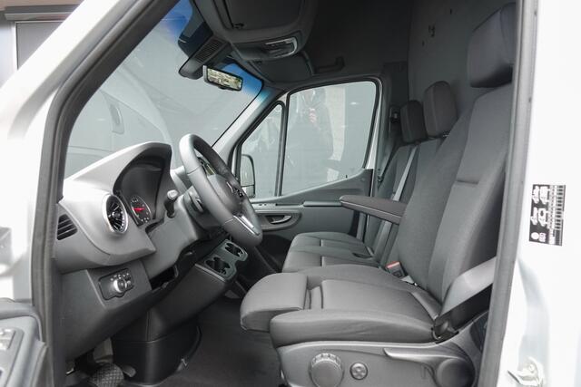 Mercedes-Benz SPRINTER L2H2 317Cdi 170Pk 9G-Tronic | 2x Deur | RWD | Iridium Zilver