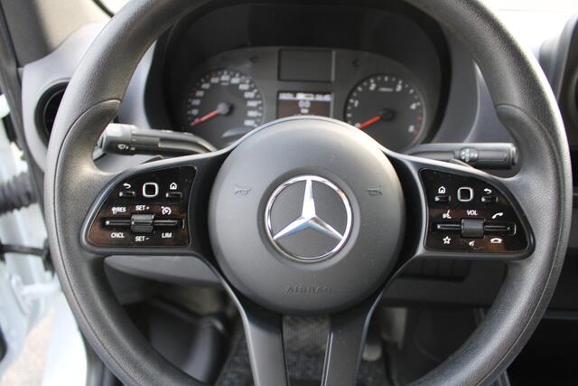 Mercedes-Benz SPRINTER 214 CDI L2H2 MBUX, Trekhaak, Brake assyst