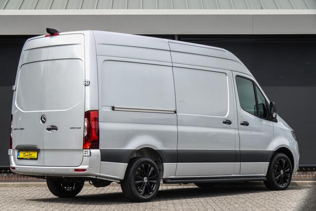 Mercedes-Benz SPRINTER L2H2 319Cdi 190Pk 9G-Tronic | 2x Deur | 3.500kg. trekgewicht | RWD | Iridium Zilver
