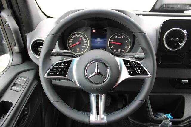 Mercedes-Benz SPRINTER PRO 315 L2H2 RWD AT FACELIFT!