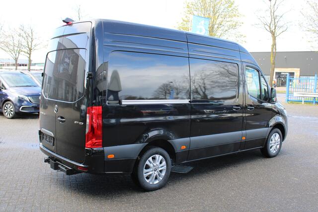 Mercedes-Benz SPRINTER 317 CDI L2H2 3500kg trekhaak, LED, MBUX met parkeerpakket en camera, Etc.