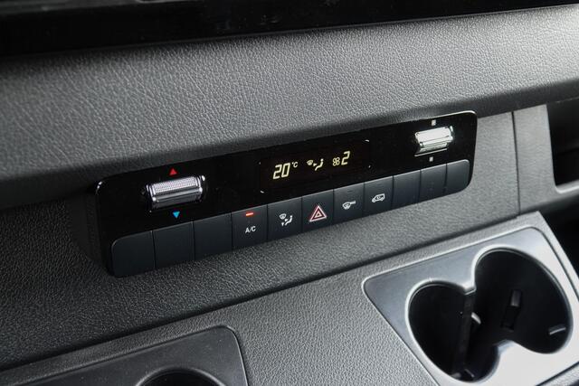 Mercedes-Benz SPRINTER L2H2 319Cdi 190Pk 9G-Tronic | 2x Deur | 3.500kg. trekgewicht | RWD | Iridium Zilver