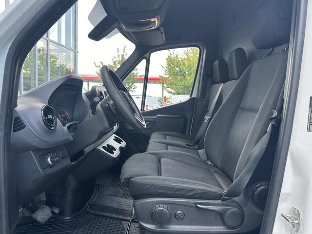 Mercedes-Benz SPRINTER 319 3.0 V6 CDI L2H2 Sport | ZB Edition | Sportvelgen | Sidebars | Carplay | Stoelverw.
