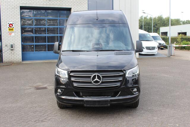 Mercedes-Benz SPRINTER 319 CDI L2H2 3500 KG trekhaak, LED, MBUX met Apple Carplay / Android Auto