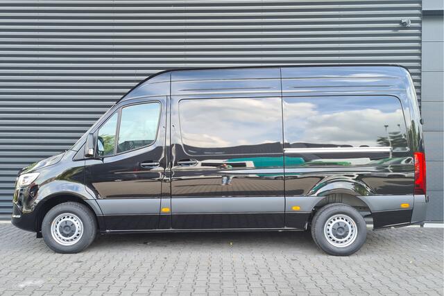 Mercedes-Benz SPRINTER 317 CDI L2H2 Pro 2x schuifdeur - LED - 3500 kg trekhaak