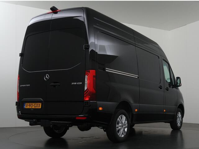 Mercedes-Benz SPRINTER 319 CDI L2 H2 | Aut. | 3500 KG Trekhaak | Keyless Go | Parkeercamera | Bluetooth | Airco | 3-zits | Led Koplampen | Certified |