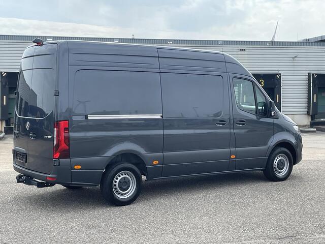 Mercedes-Benz SPRINTER PRO 315 L2H2 RWD AT
