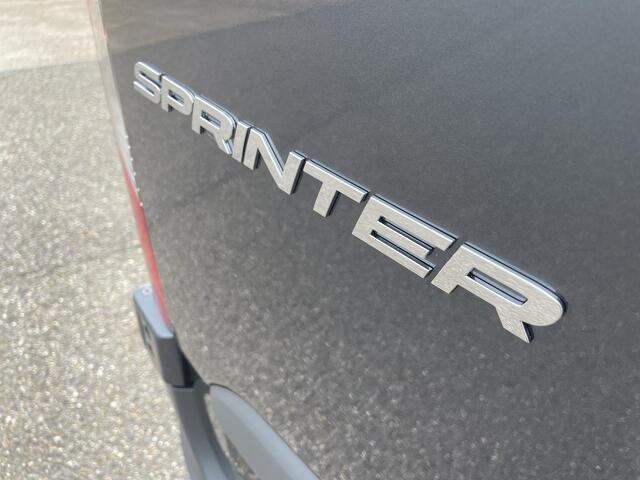 Mercedes-Benz SPRINTER PRO 315 L2H2 RWD AT