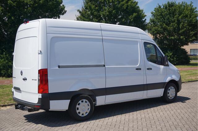 Mercedes-Benz SPRINTER 317CDI L2H2 10.25" Mbux, Gev. Stoel, 3.5T Trekhaak, LED 2x Schuifdeur!! NR. B02*