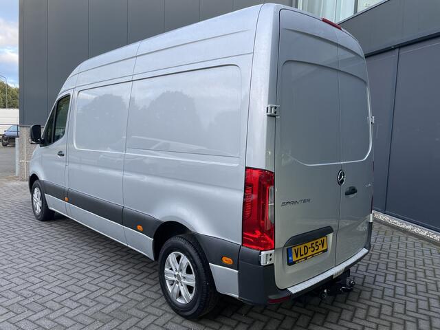 Mercedes-Benz SPRINTER 314 2.2 CDI L2H2 DC Automaat 2 zitpl.RV - Zijschuifd.R - Laadvloer - Tussenschot.V - Zijwind Ass. - Vermoeidh.herkenning Clim.control - Cruise control - Apple CP/AA - Radio/USB/AUX/DAB/TEL - MF-Stuurwiel - LMV - Trekhaak - CD+AB - Keyless E+S - Ramen E-VZ